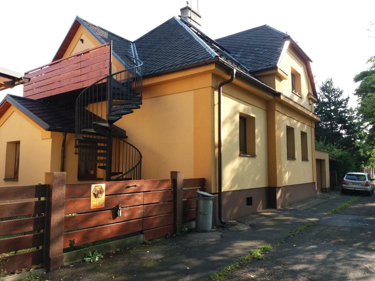 Apartmany F-M Фрідек-Містек Екстер'єр фото